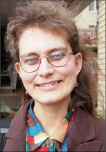 Dr%20Elma%20de%20Vries.tif